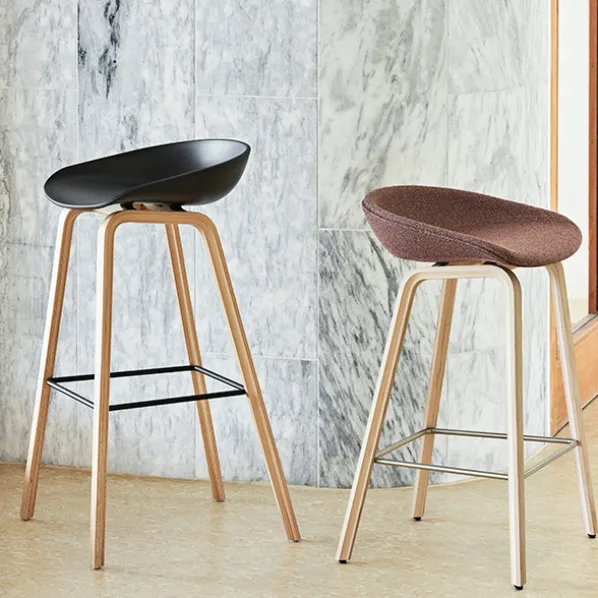 About A Stool AAS32 Barstol Lackerad Valnöt