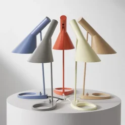 AJ Bordslampa