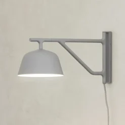 Ambit Vägglampa