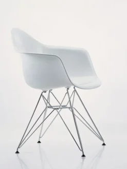 Eames DAR Stol