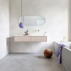 Figure Oval Spegel