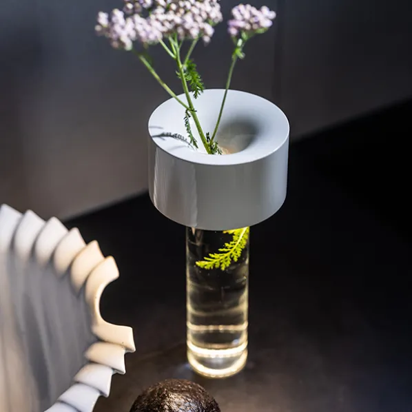 Fleur Portable Bordslampa