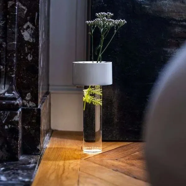 Fleur Portable Bordslampa
