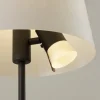 Kaksi Golvlampa