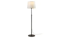 Kaksi Golvlampa