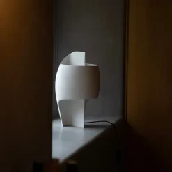 La Lampe B Bordslampa Vit