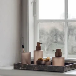 Modest Tandborstmugg Walnut
