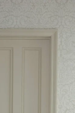 No. 226 Joa’s White