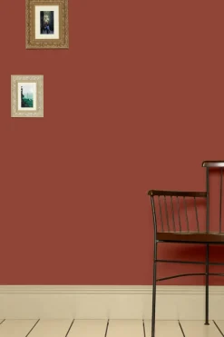 No. 42 Picture Gallery Red