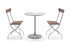 Uppsala Bord Ø65 + 2st Classic no. 2 Stolar